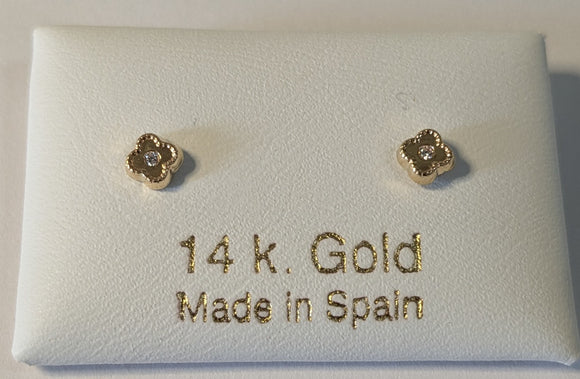 14 KT Gold baby clover screw back earrings